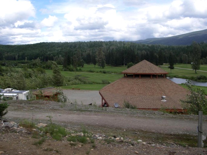 Cabins (Clearwater, British Columbia, Canada)