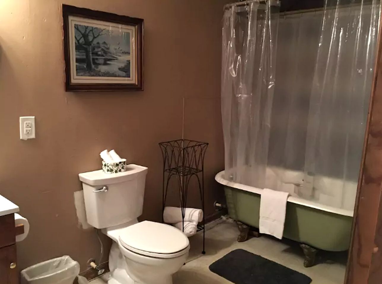 Private Retreat Nestled Amongst the Great Smoky Mountains of Townsend, Tennessee