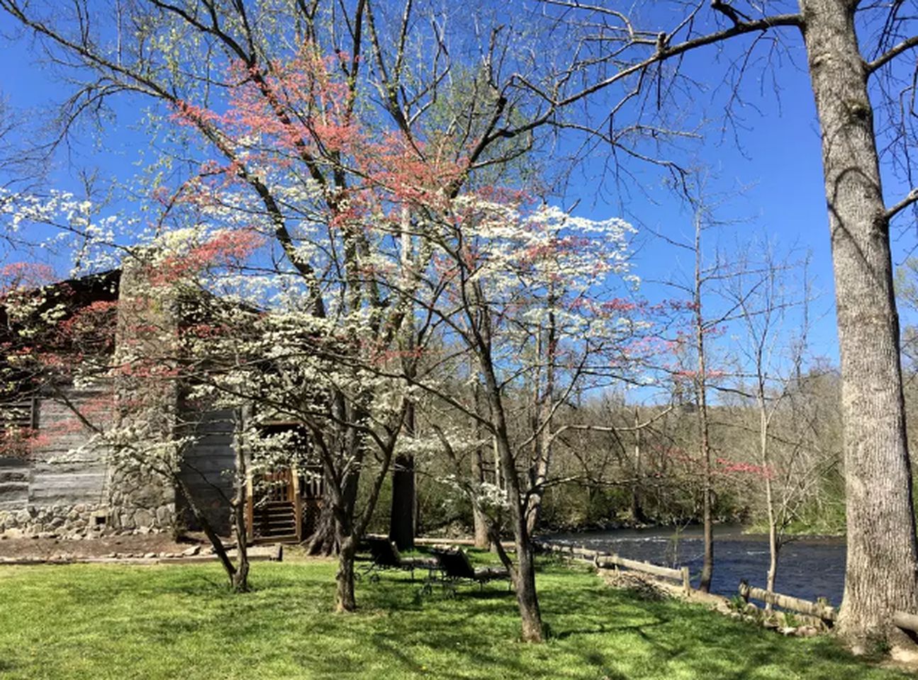 Cabins (Townsend, Tennessee, United States)