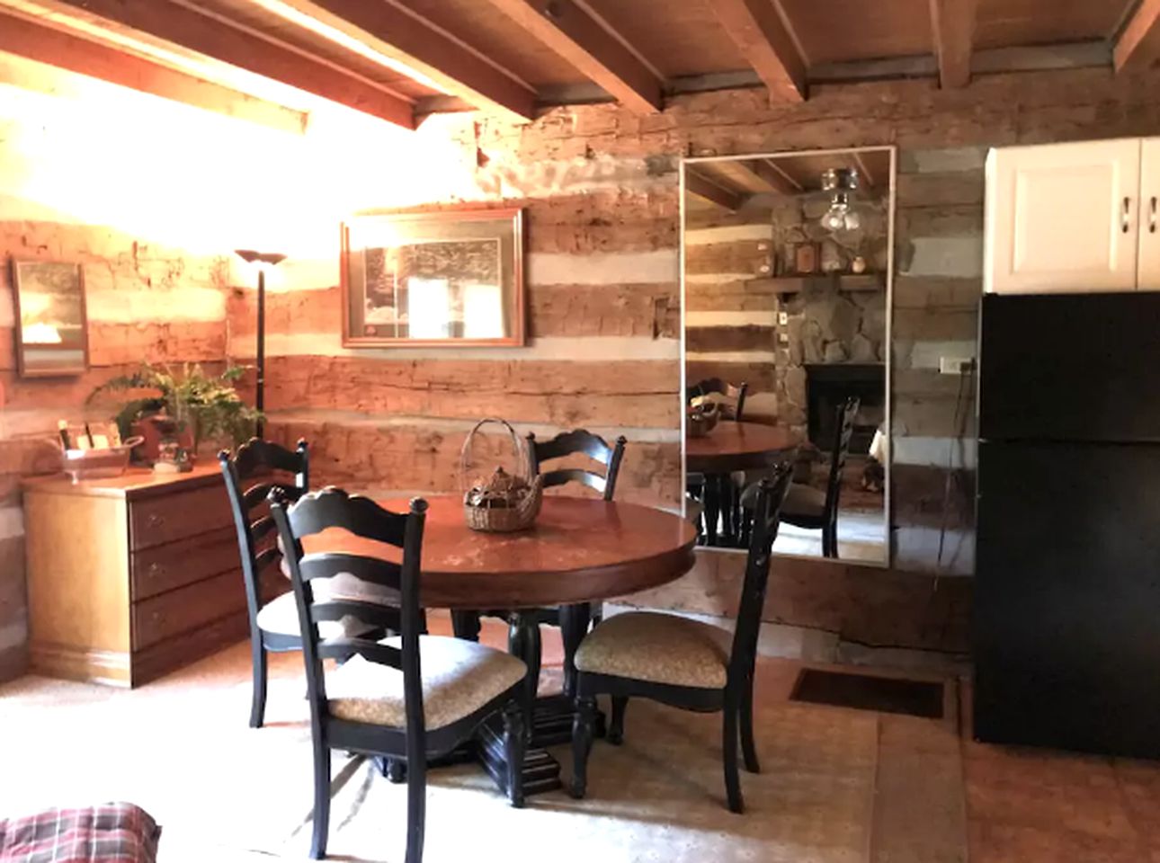 Private Retreat Nestled Amongst the Great Smoky Mountains of Townsend, Tennessee