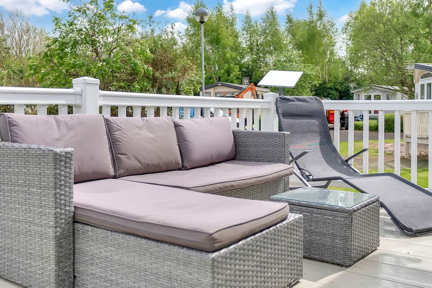 Coastal Family Retreat with Pool, Golf, Beach Access & Starlink WiFi Escape in Scotland, United Kingdom