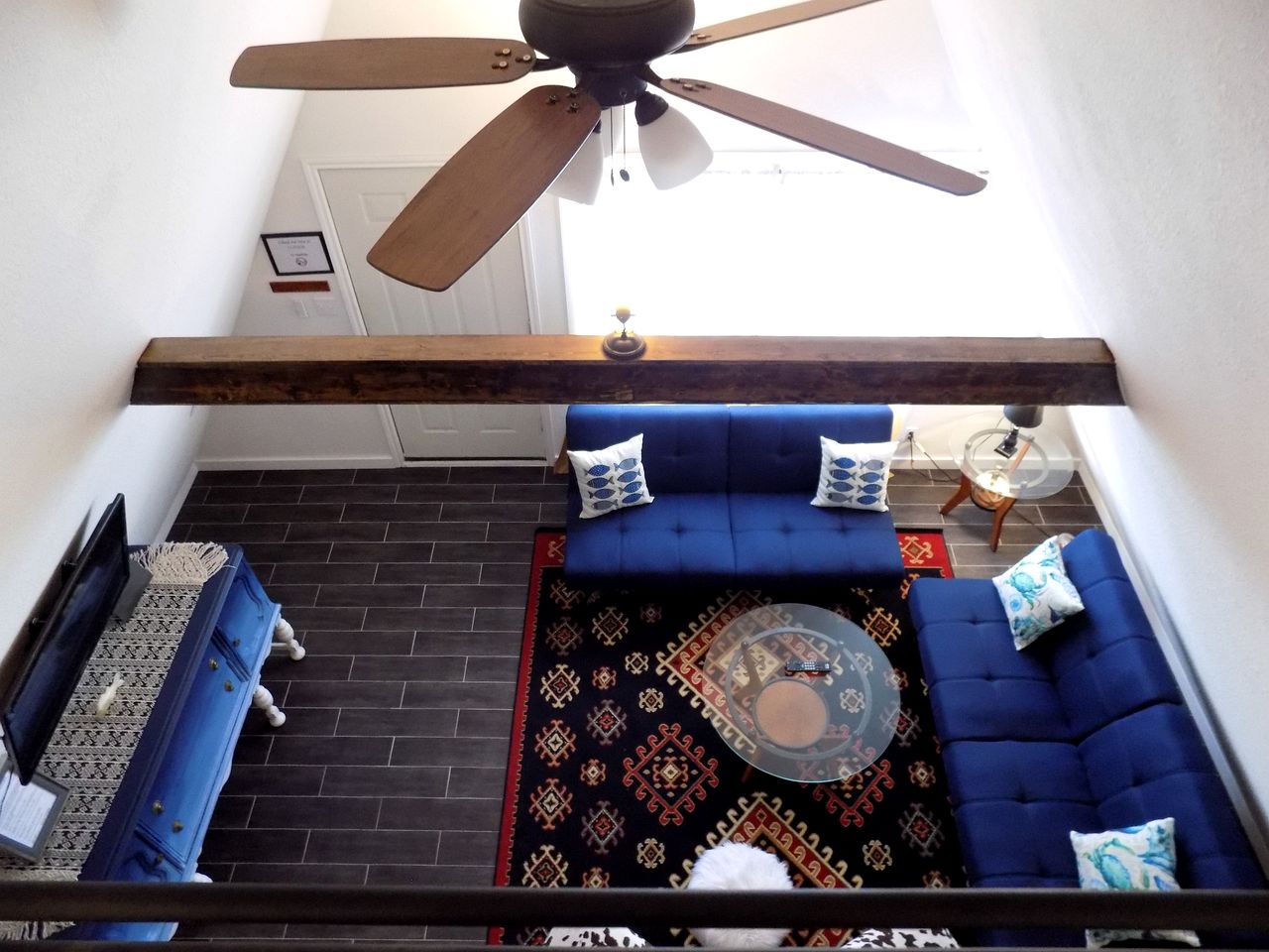 Cozy Lakefront A-Frame Cabin with Dock Access & BBQ Near Lake Cisco, TX