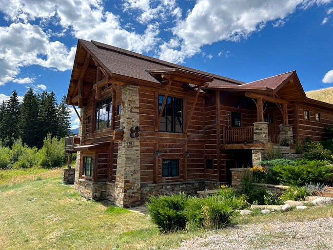 Vacation Rentals (United States of America, Cameron, Montana)