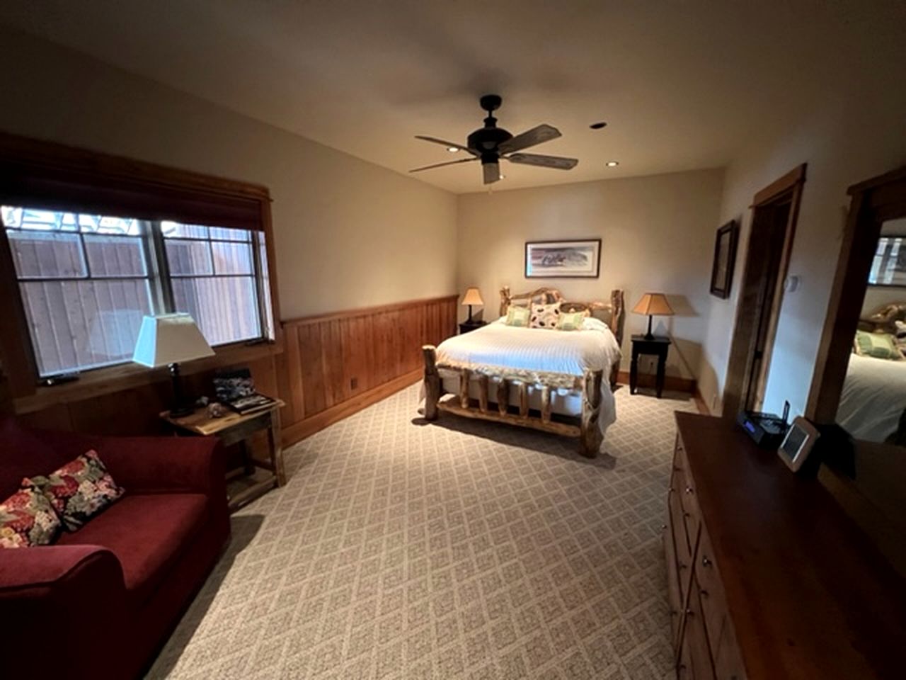 Scenic Creekside Lodge with Decks and Madison River Access near Yellowstone, Ennis Montana