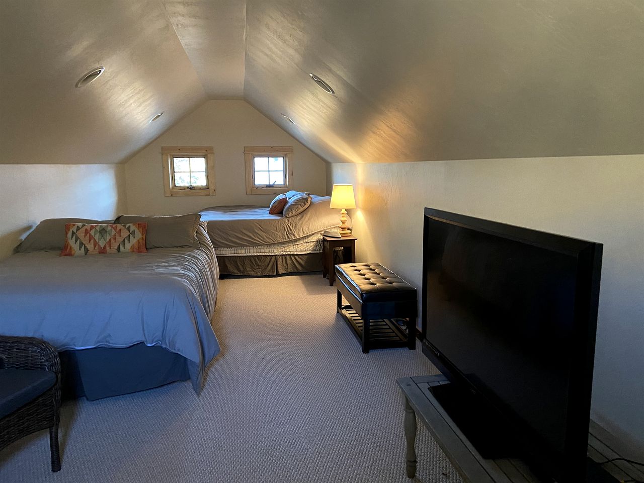 Scenic Creekside Lodge with Decks and Madison River Access near Yellowstone, Ennis Montana