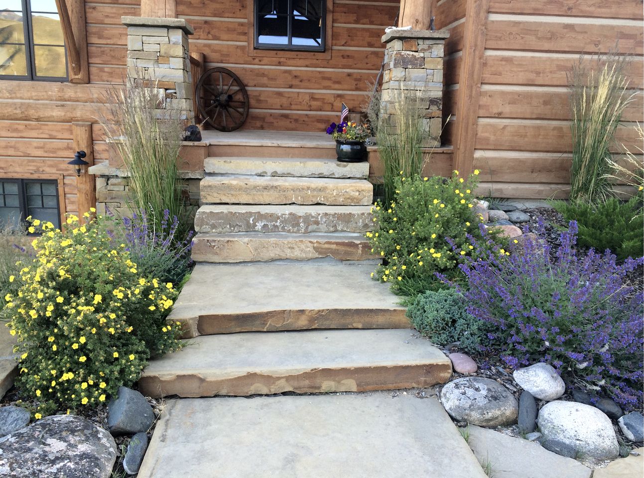 Scenic Creekside Lodge with Decks and Madison River Access near Yellowstone, Ennis Montana