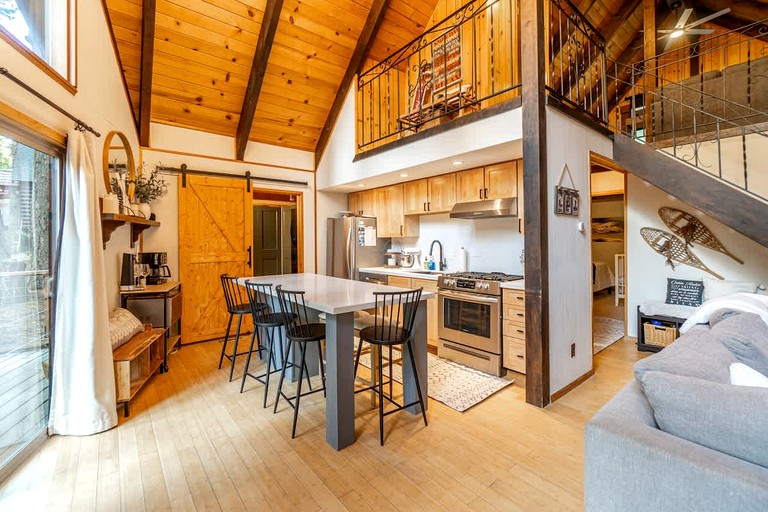 Cabins (United States of America, Tahoma, California)