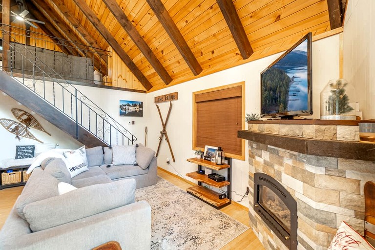 Cabins (United States of America, Tahoma, California)