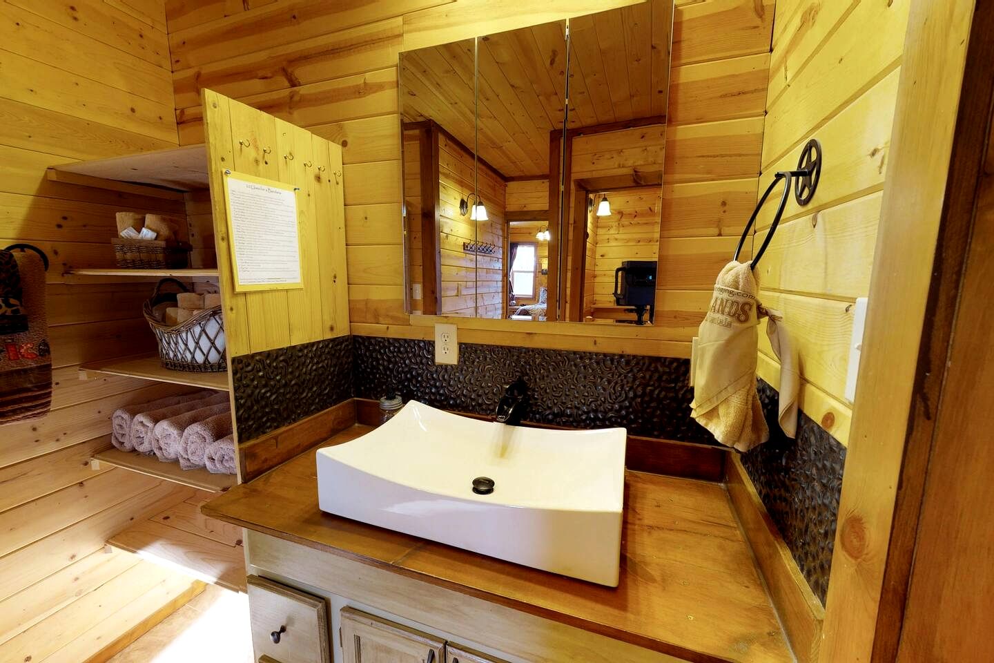 Western Town Retreat in Monticello, Utah