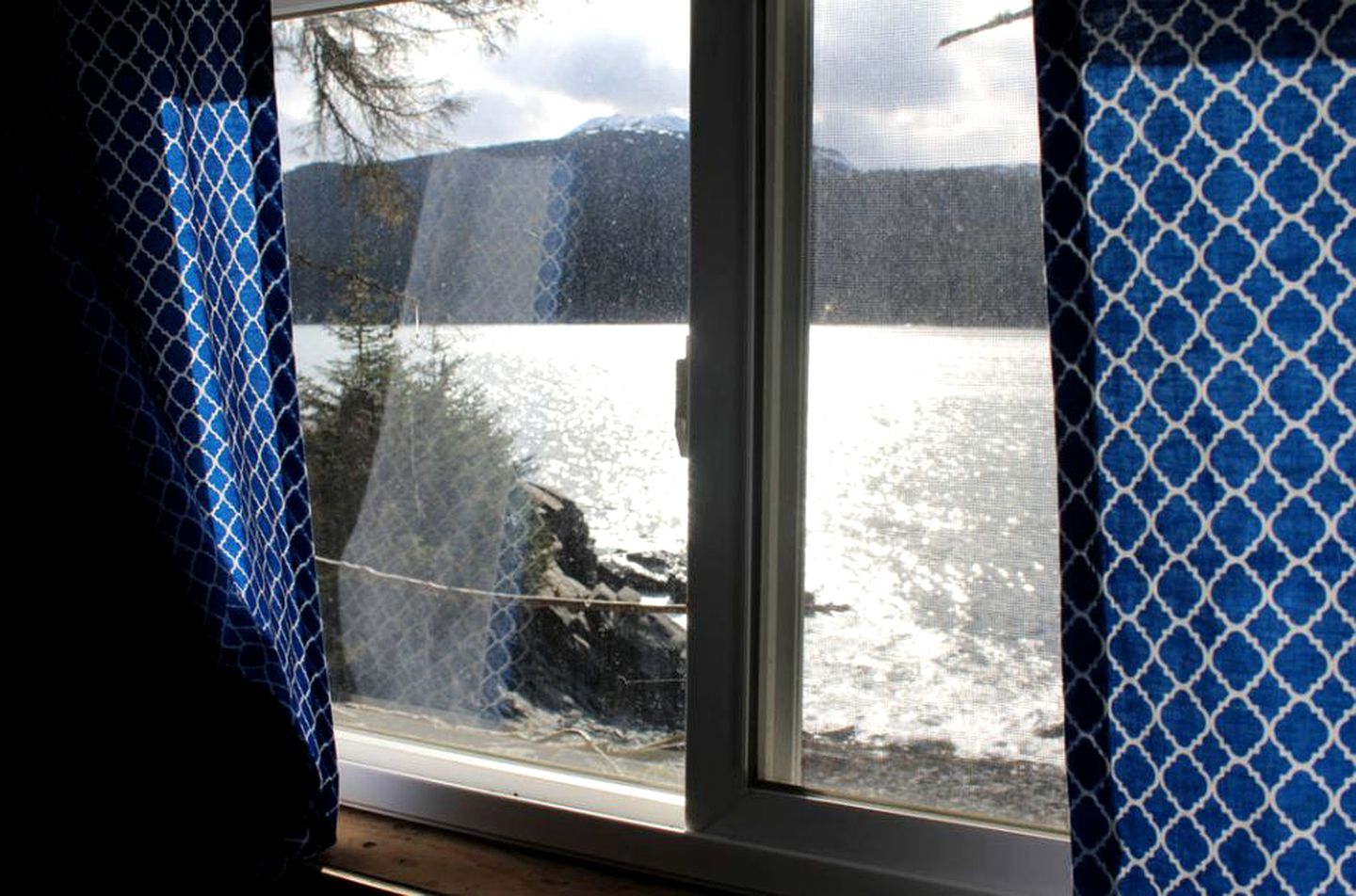 Coastal Camping Cabin with Wood-Burning Stove on Whale Island, Alaska