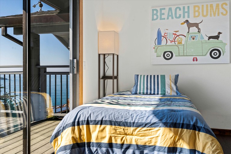 Beach Houses (United States of America, Dillon Beach, California)