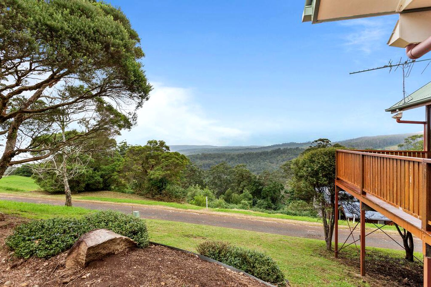 Wheelchair Accessible Cabin in Ravensbourne, Queensland