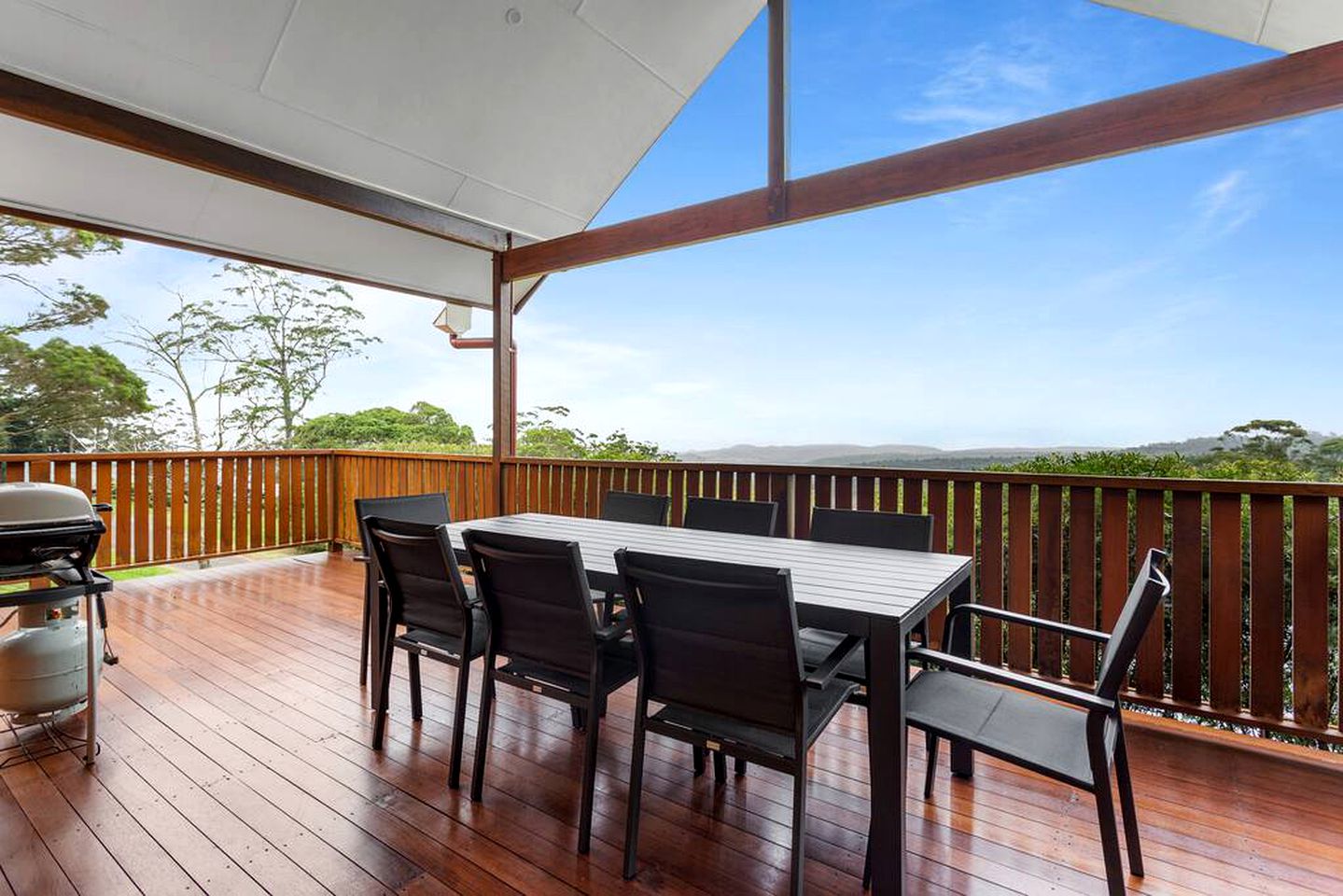 Wheelchair Accessible Cabin in Ravensbourne, Queensland