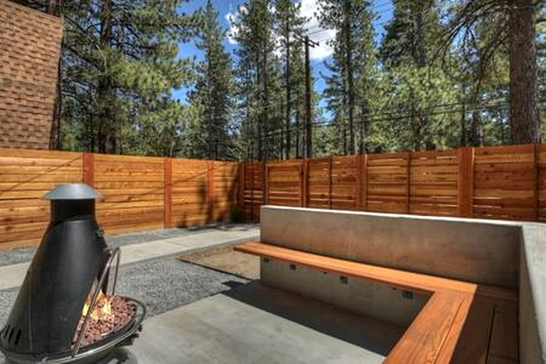 Cabins (United States of America, Big Bear, California)