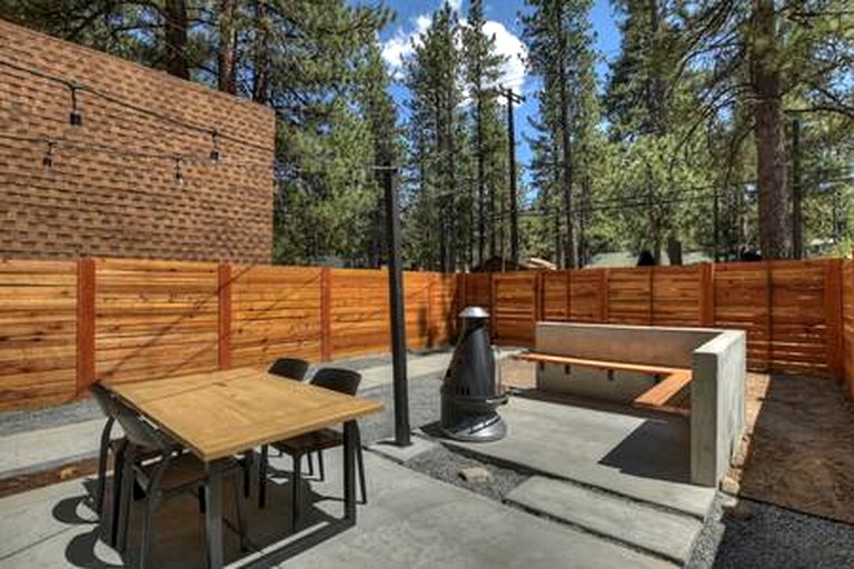 Cabins (United States of America, Big Bear, California)