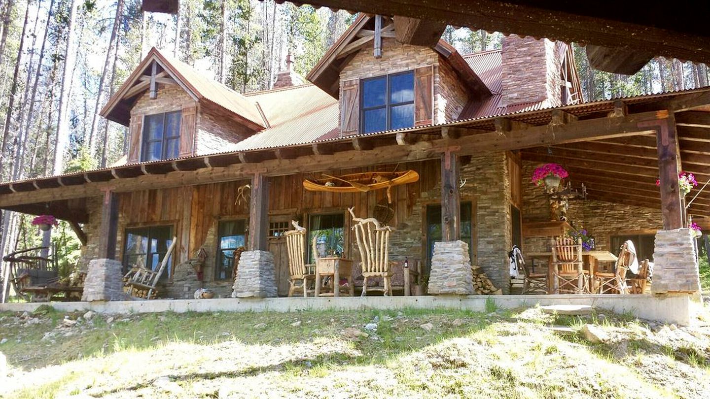 Enchanting Family Cabin Rental in the Woods by Georgetown Lake, Montana