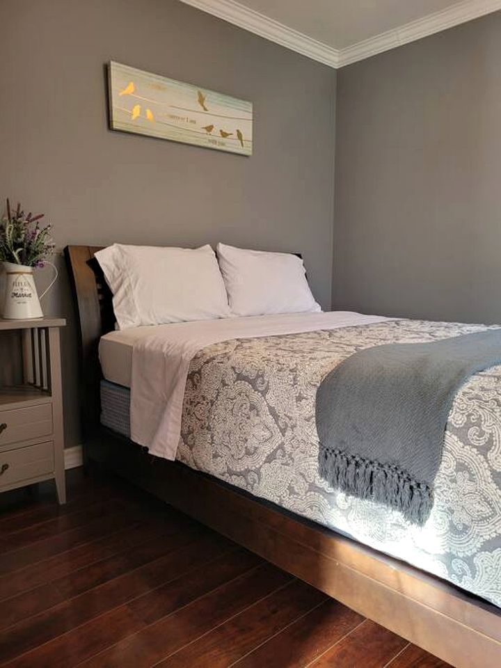 Scenic Burnt River Cottage with River Views and Outdoor Gazebo, Near Fenelon Falls and Bobcaygeon, Ontario