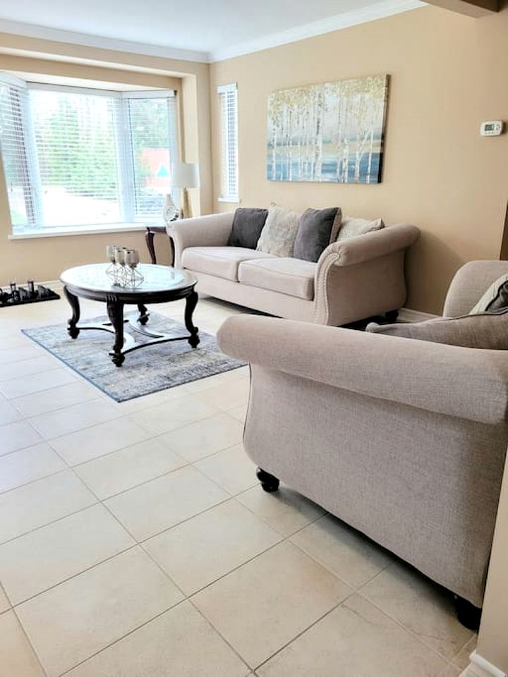 Scenic Burnt River Cottage with River Views and Outdoor Gazebo, Near Fenelon Falls and Bobcaygeon, Ontario