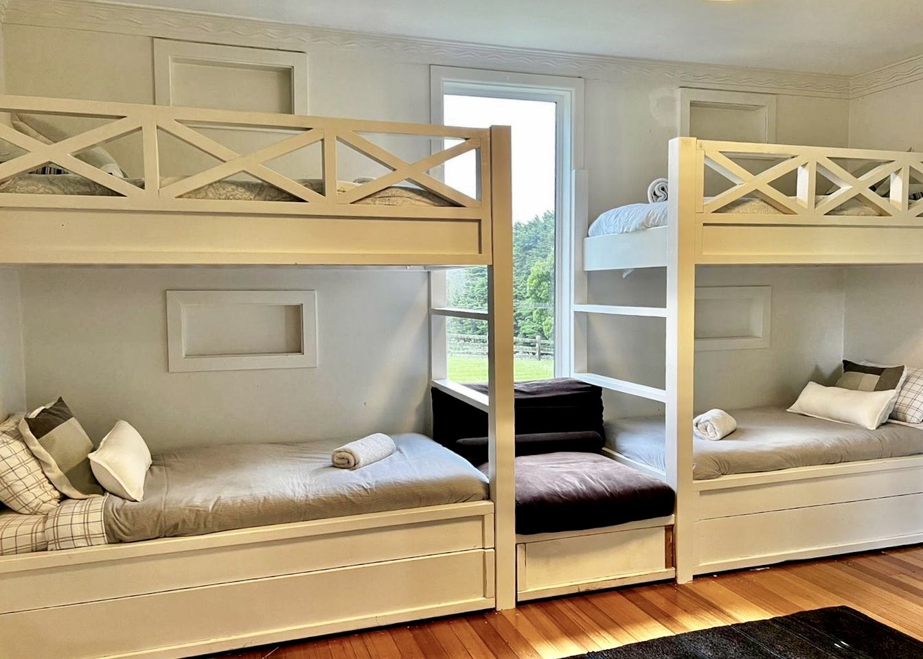 Whispering Waters: Family-Friendly Cottage Rental in Tanybryn with Nearby Waterfalls