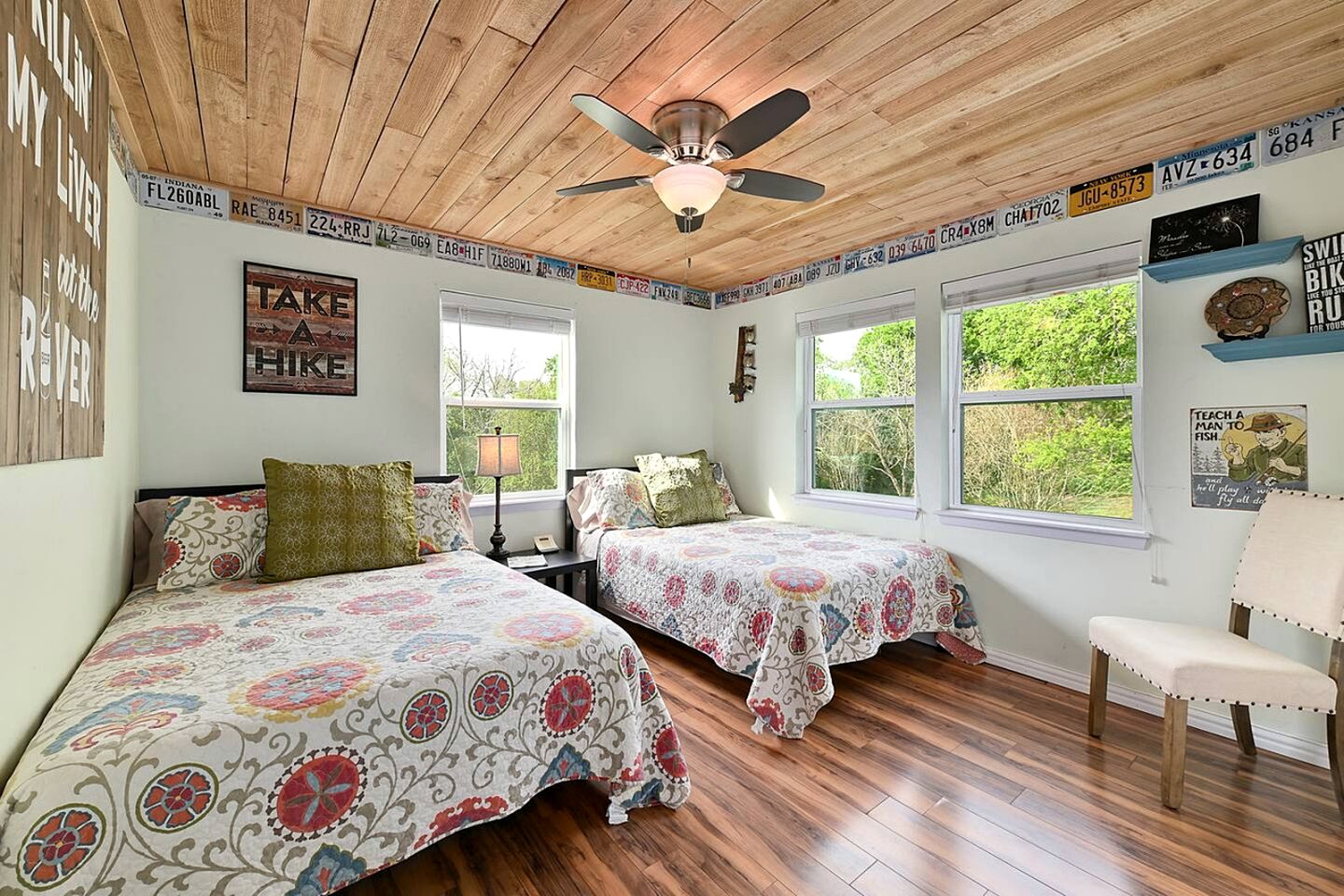 Modern Riverfront Cabin Perfect for Water Activities in Texas