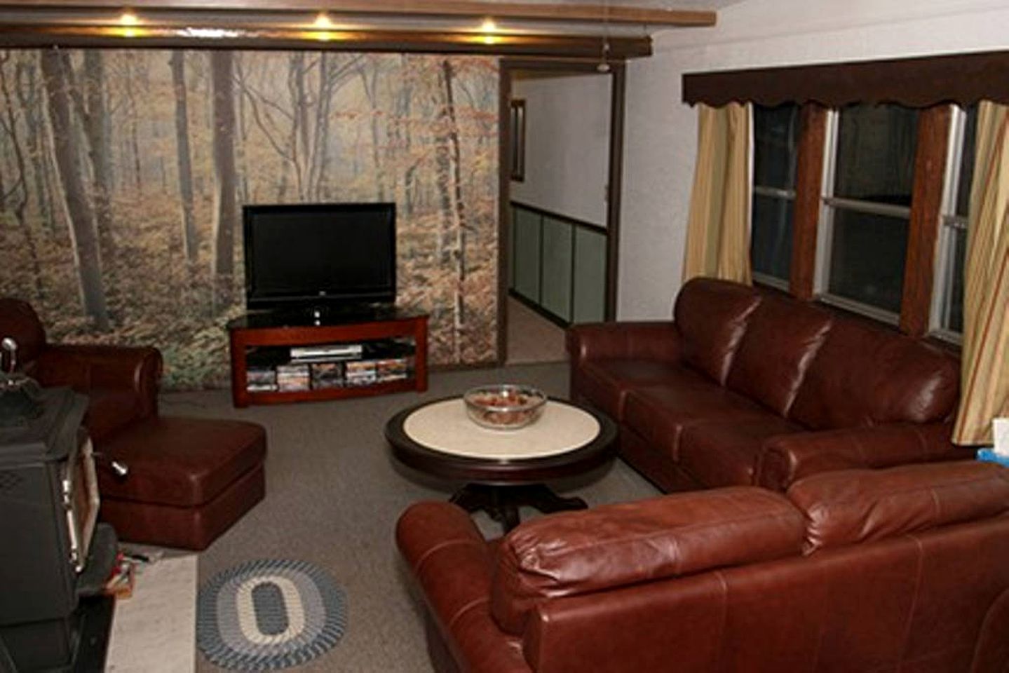 Secluded Mountain Cabin in the Quiet Woodlands near Douglas, Wyoming