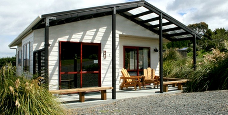 Cabins (Chaslands, South Island, New Zealand)