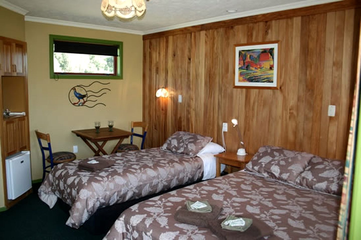 Fully-Furnished Holiday Room near Catlins Forest Park, South Island, New Zealand