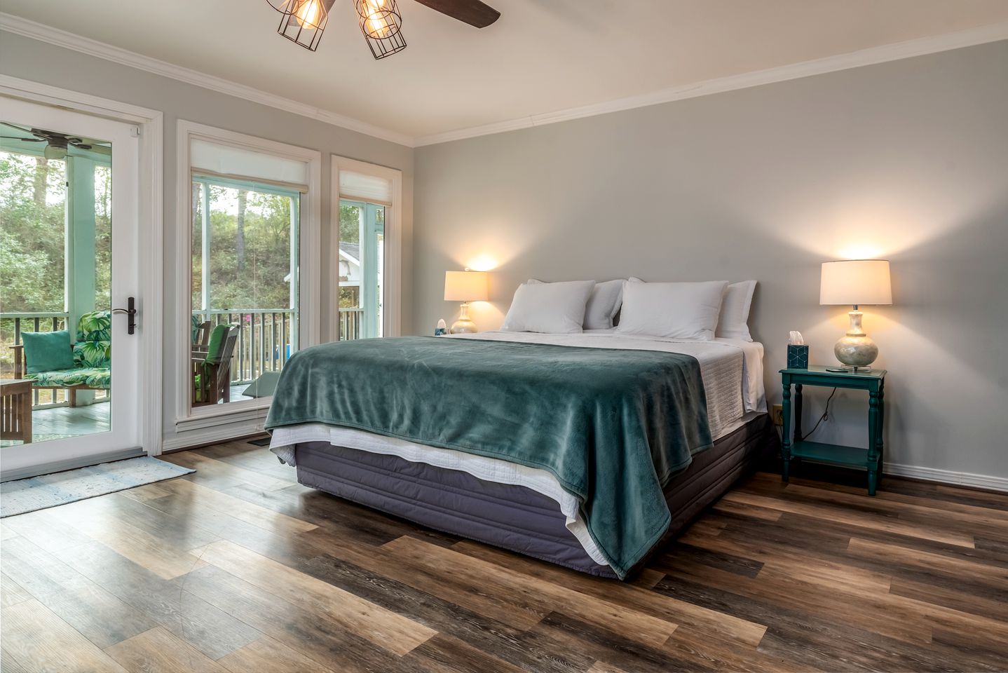 Stylish Coastal Retreat with Luxury Amenities near the Beaches and Golf Course on Dauphin Island, Alabama