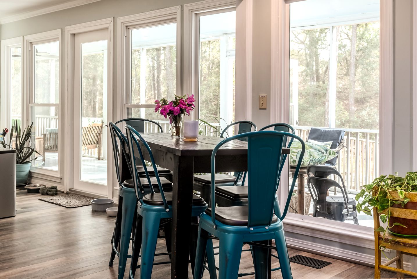 Stylish Coastal Retreat with Luxury Amenities near the Beaches and Golf Course on Dauphin Island, Alabama