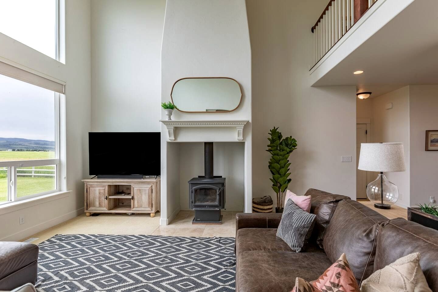 Spacious Farmhouse Retreat with Teton Views and Outdoor Games Near National Parks in Tetonia, Idaho