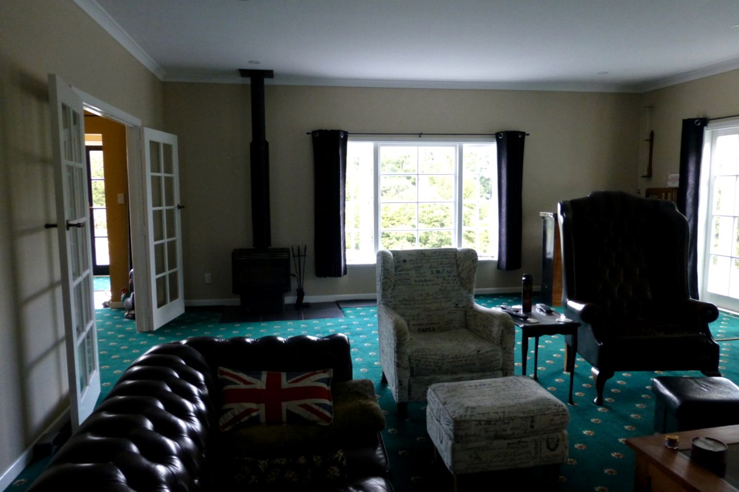 Lovely Room Rental on Secluded Farm near Kaiwaka, New Zealand