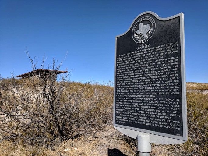 Vacation Rentals (United States of America, Marfa, Texas)
