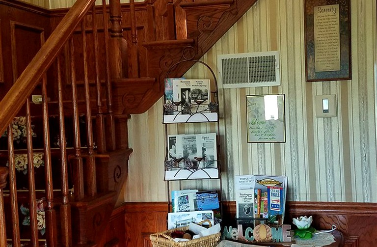 Nature Lodges (Berkeley Springs , West Virginia, United States)