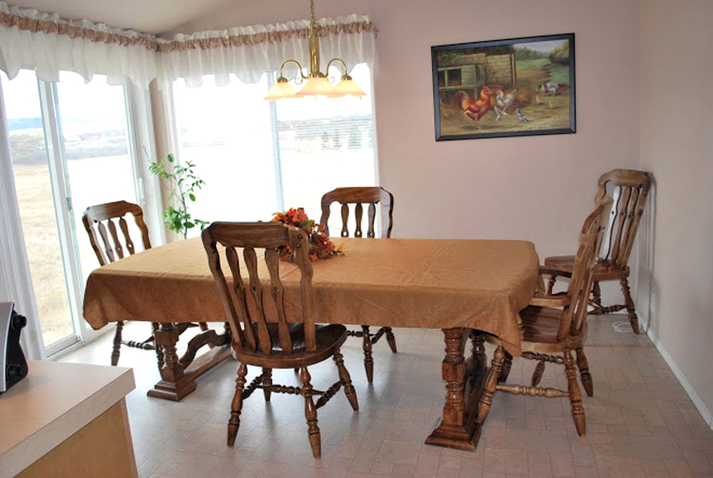 Rural Cabin Rental with an Activity Room in Soda Springs, Idaho