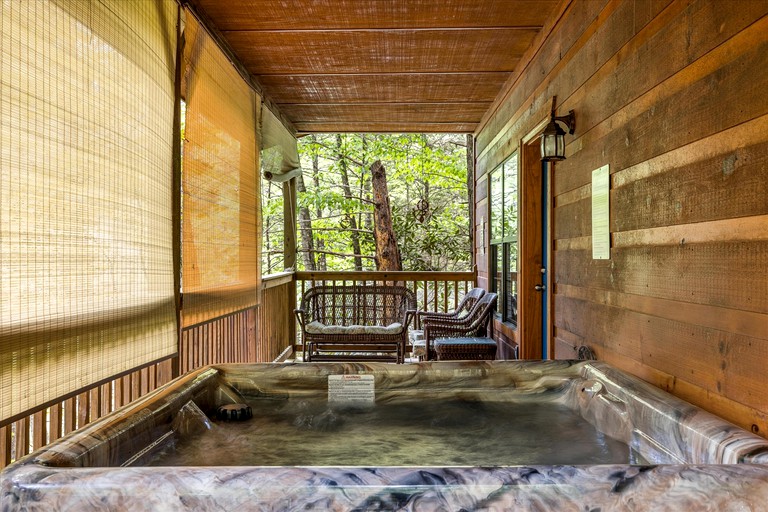 Cabins (United States of America, Gatlinburg, Tennessee)