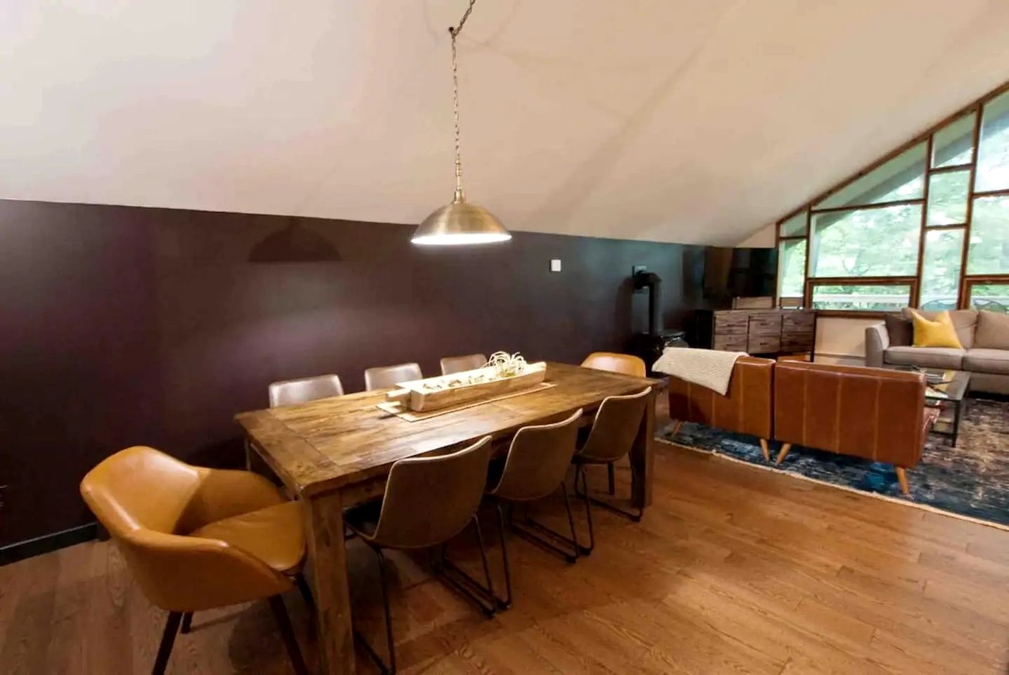 Whitetail Chalet