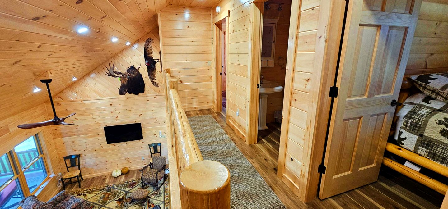 Secluded Cabin Retreat with Dock Access & Trail Connection near Moosehead Lake – Greenville, Maine