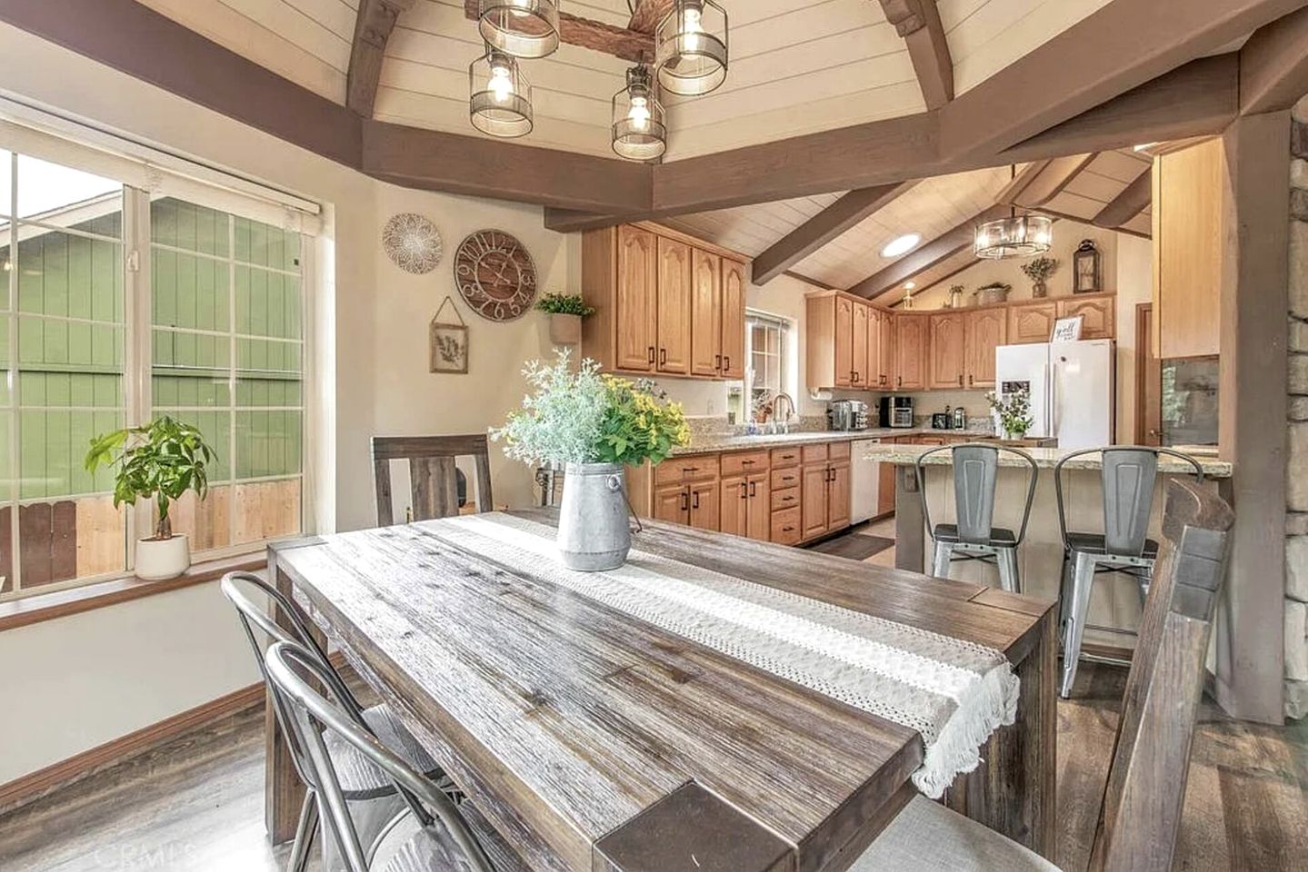 Luxurious Rustic-Modern Retreat with Hot Tub near Local Attractions in Whitney, California