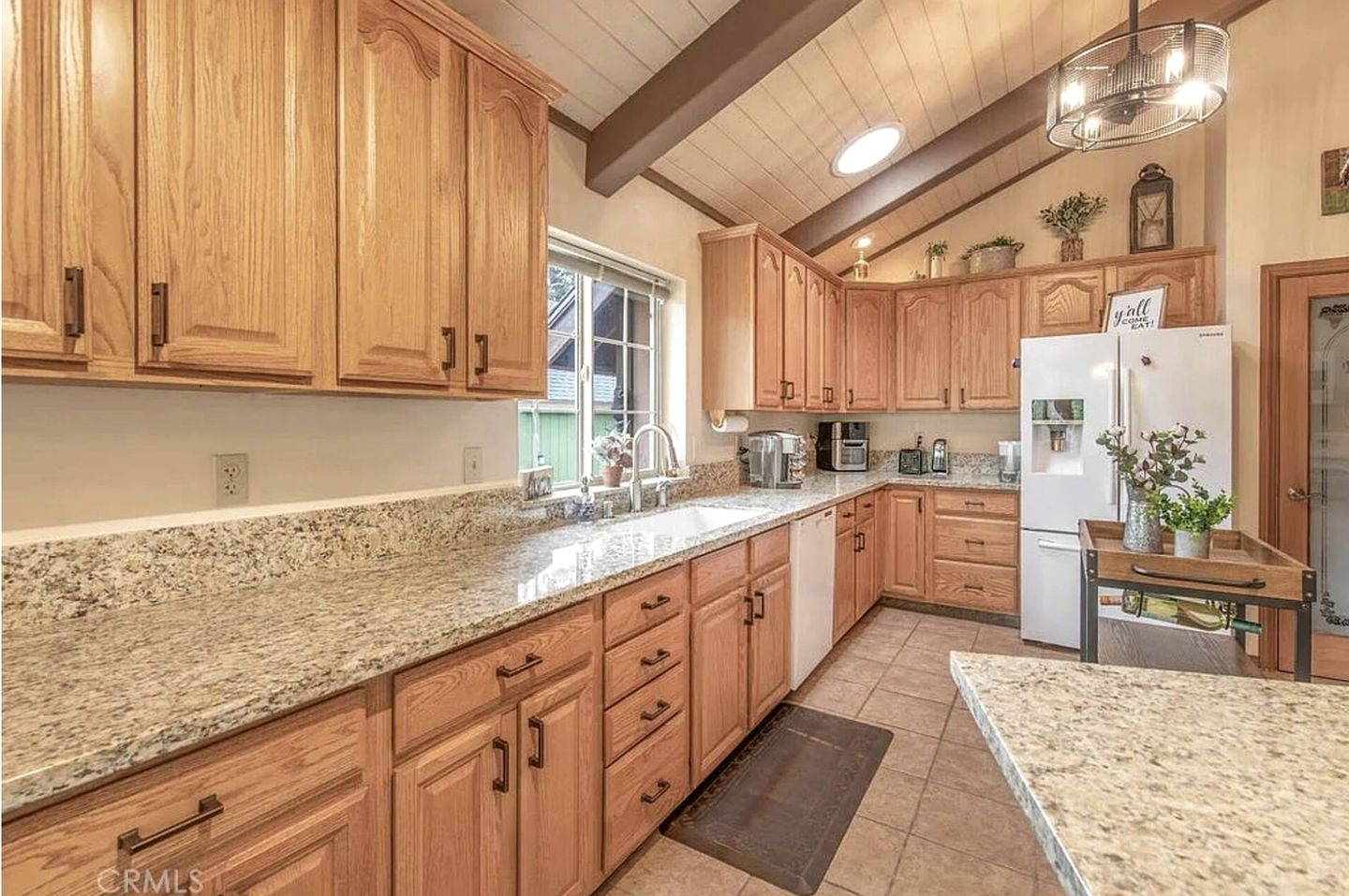 Luxurious Rustic-Modern Retreat with Hot Tub near Local Attractions in Whitney, California