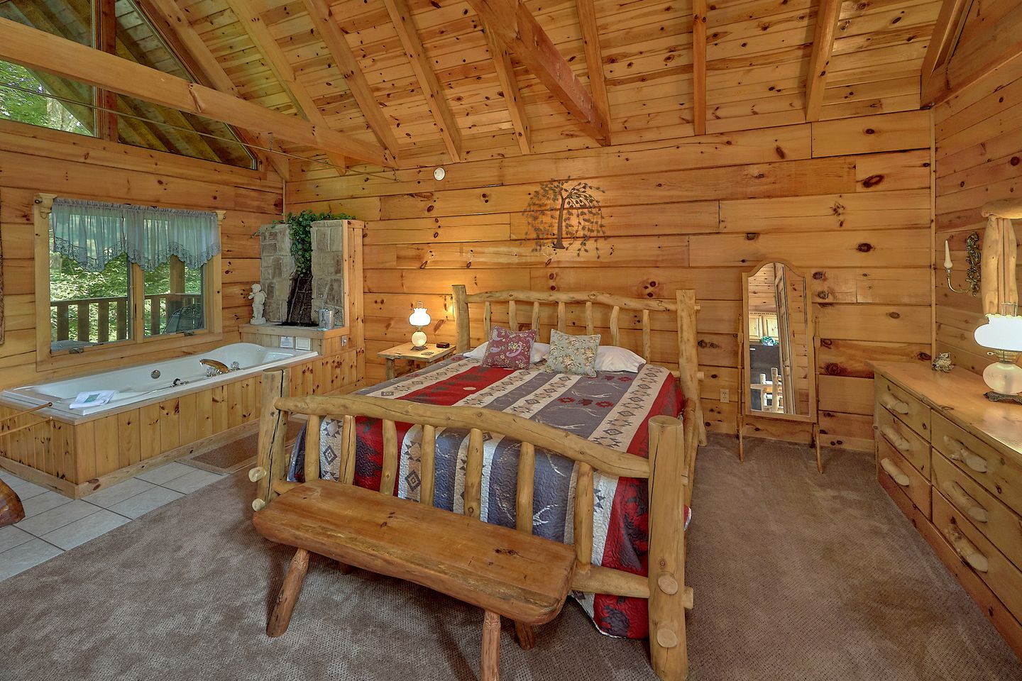 Romantic Glamping Cabin for Couples, Perfect to Explore The Great Smoky Mountains