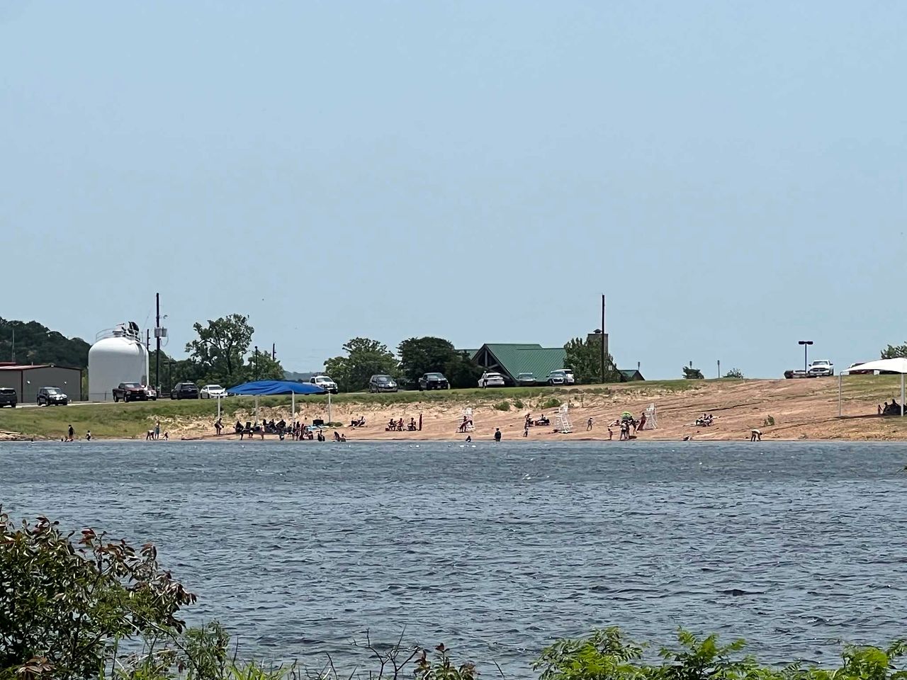Charming Tiny House with Rooftop Deck near Wichita Mountains in Medicine Park, OK