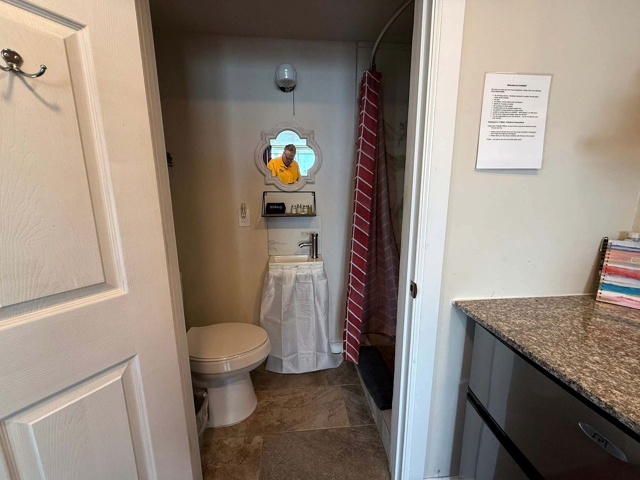 Charming Tiny House with Rooftop Deck near Wichita Mountains in Medicine Park, OK