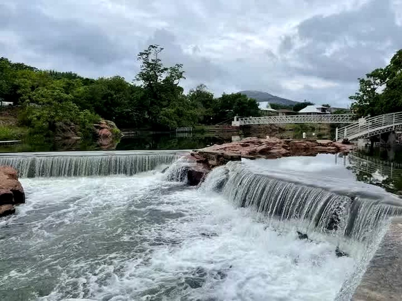 Cozy Tiny House with Rooftop Deck near Wichita Mountains in Medicine Park, Oklahoma