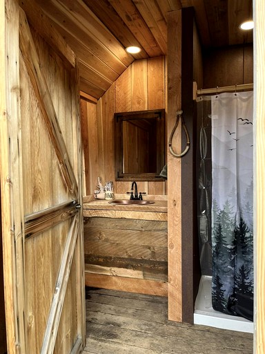 Vacation Rentals (United States of America, Cameron, Montana)