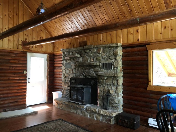 Log Cabins (Alpine, Wyoming, United States)