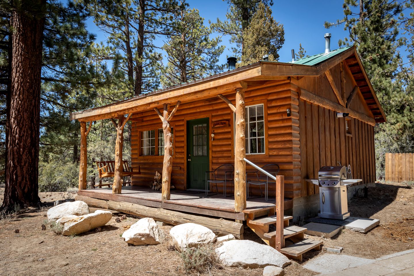 Romantic Log Cabin in the San Bernardino National Forest of California