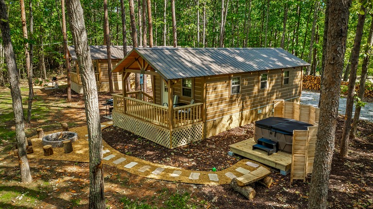 Cabins (United States of America, Mentone, Alabama)