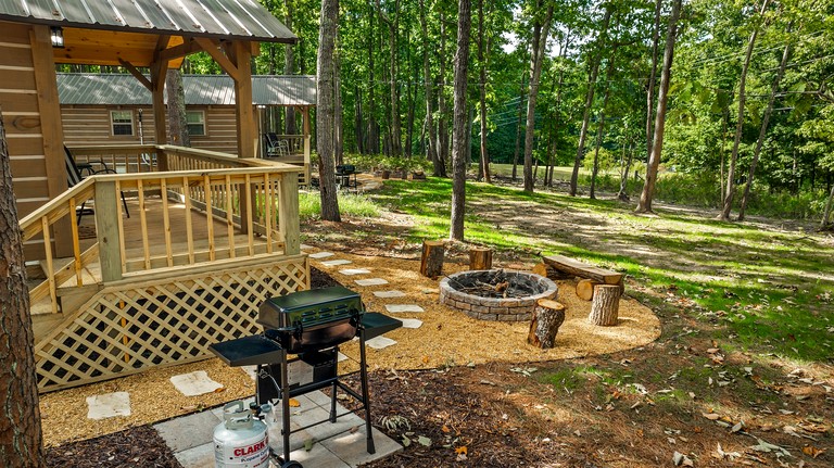 Cabins (United States of America, Mentone, Alabama)