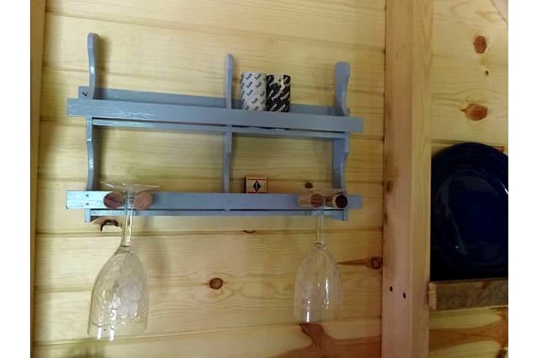 Cabins (Oakland, Maryland, United States)