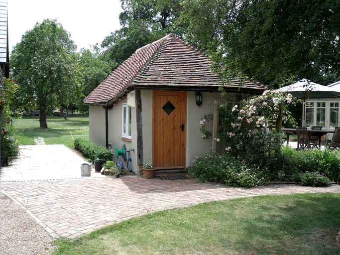 Nature Lodges (Kent, England, United Kingdom)